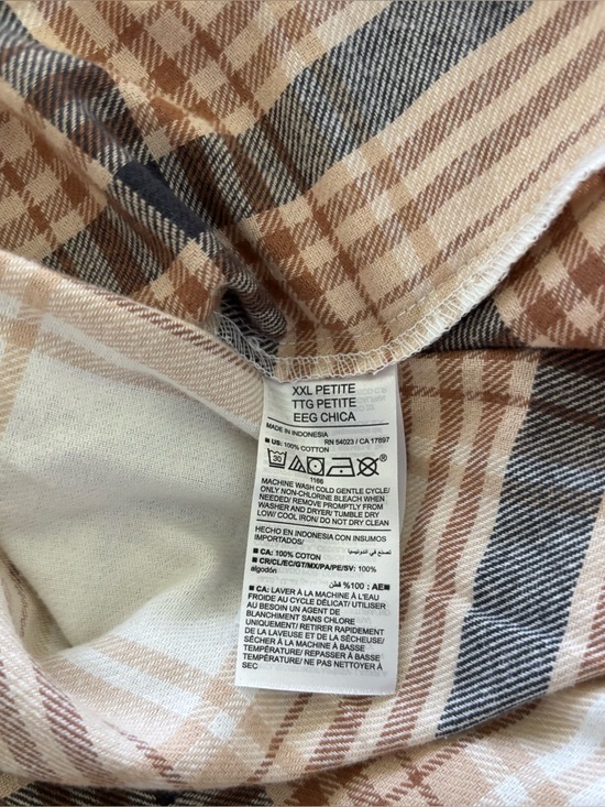Old Navy The Boyfriend Shirt Women’s XXL Petite Multicolor Plaid Flannel NWOT - Picture 3 of 6